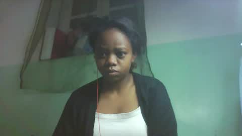 Snapshot of larissa645771 chatting on 10, 10, 2025 larissa645771 online show from 10, 10, 2025