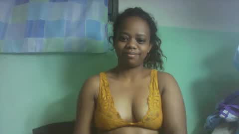 Snapshot of larissa645771 chatting on 15, 10, 2025 larissa645771 online show from 15, 10, 2025