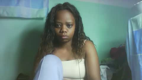 Snapshot of larissa645771 chatting on 31, 10, 2025 larissa645771 online show from 31, 10, 2025