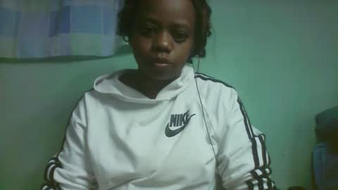 Snapshot of larissa645771 chatting on 7, 11, 2025 larissa645771 online show from 7, 11, 2025