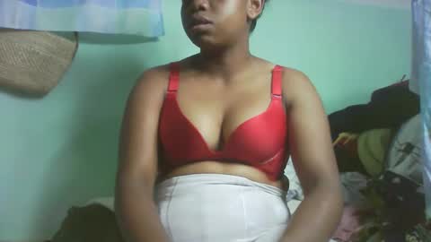 Snapshot of larissa645771 chatting on 15, 11, 2025 larissa645771 online show from 15, 11, 2025