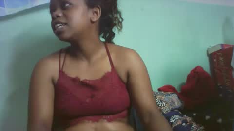 Snapshot of larissa645771 chatting on 19, 11, 2025 larissa645771 online show from 19, 11, 2025