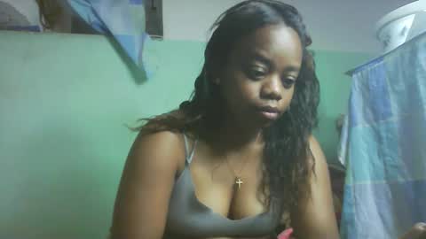 Snapshot of larissa645771 chatting on 19, 11, 2025 larissa645771 online show from 19, 11, 2025