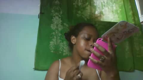 Snapshot of larissa645771 chatting on 13, 1, 2026 larissa645771 online show from 13, 1, 2026