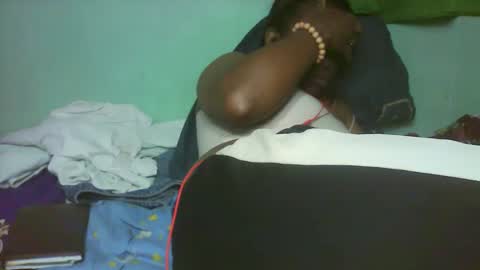 larissa645771 online show from 9, 3, 2026