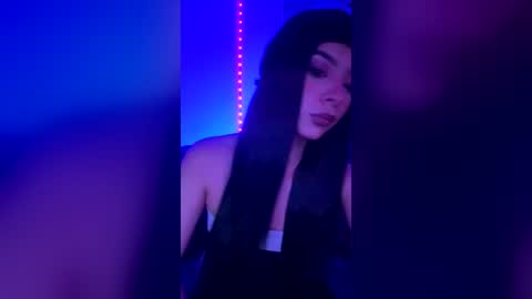 Snapshot of larissa_evanss chatting on 8, 7, 2026 online show from 8, 7, 2026