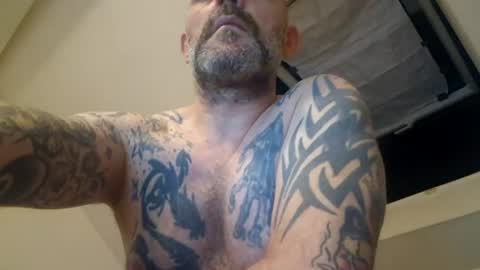 Snapshot of larsvegas1895 chatting on 1, 7, 2026 larsvegas1895 online show from 1, 7, 2026