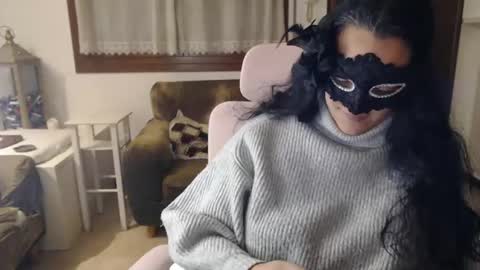 Auri online show from 4, 3, 2025