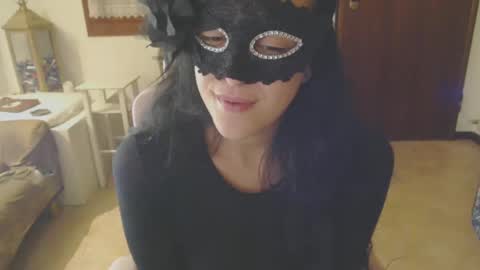 Auri online show from 5, 3, 2025