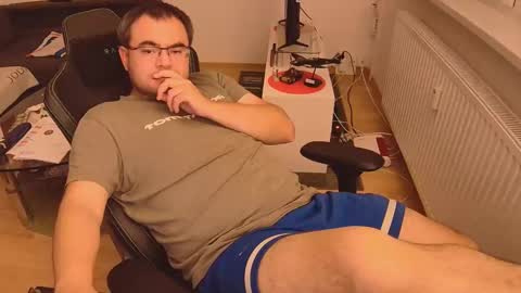 Snapshot of latexboy893 chatting on 23, 9, 2025 latexboy893 online show from 23, 9, 2025