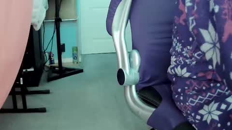 latexchris77 online show from 30, 1, 2025