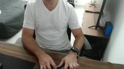 Snapshot of latexdave84 chatting on 19, 1, 2026 latexdave84 online show from 19, 1, 2026