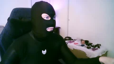 Snapshot of latexminheadroom chatting on 24, 6, 2026 latexminheadroom online show from 24, 6, 2026