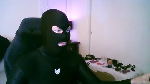Snapshot of latexminheadroom chatting on 2, 7, 2026 latexminheadroom online show from 2, 7, 2026