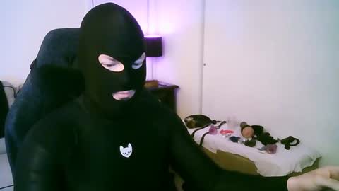 Snapshot of latexminheadroom chatting on 5, 8, 2026 latexminheadroom online show from 5, 8, 2026