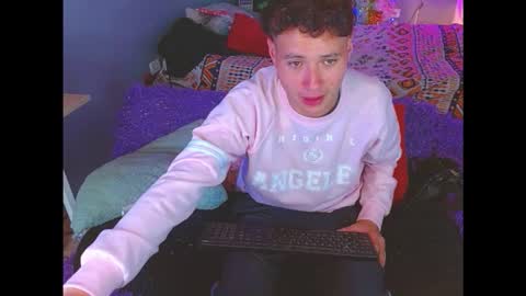 latin_boysxxx_ online show from 16, 12, 2025