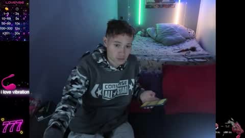 latin_boysxxx_ online show from 5, 2, 2026