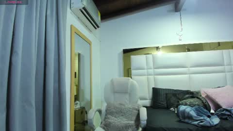 Snapshot of latin_couple20y chatting on 19, 7, 2026 Johana y Santiago online show from 19, 7, 2026