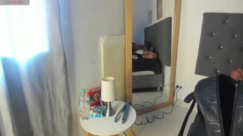 Snapshot of latin_couple20y chatting on 26, 7, 2026 Johana y Santiago online show from 26, 7, 2026