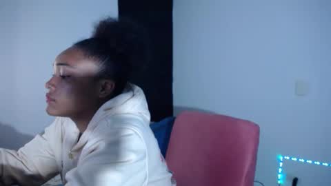 Snapshot of latin_rihanna_j chatting on 23, 9, 2025 karen online show from 23, 9, 2025