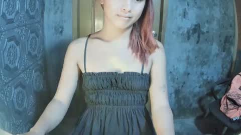 Snapshot of latina_chicks chatting on 8, 4, 2026 Latina online show from 8, 4, 2026