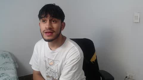 Snapshot of latinbunny7779 chatting on 10, 12, 2024 camilo online show from 10, 12, 2024