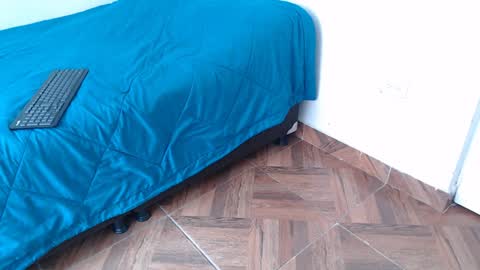 Snapshot of latinbunny7779 chatting on 31, 1, 2025 camilo online show from 31, 1, 2025