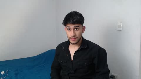 Snapshot of latinbunny7779 chatting on 3, 2, 2025 camilo online show from 3, 2, 2025