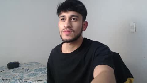 Snapshot of latinbunny7779 chatting on 23, 2, 2025 camilo online show from 23, 2, 2025