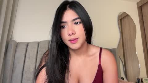Snapshot of latinella chatting on 10, 9, 2025 Hi - online show from 10, 9, 2025