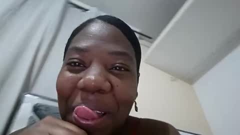 Latinhoney487 online show from 27, 3, 2026