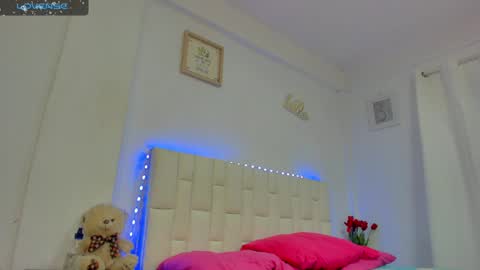 Vanessa online show from 10, 10, 2025