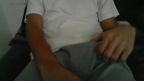 latinman7945 online show from 15, 12, 2025