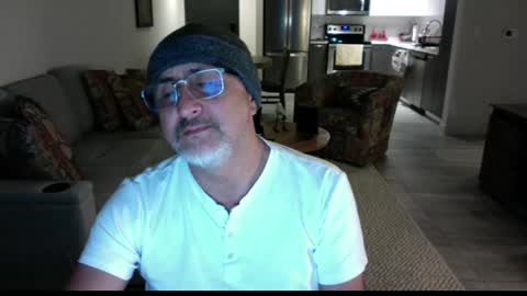 Snapshot of latinnous chatting on 28, 2, 2025 QS - INDEPENDENT MODEL online show from 28, 2, 2025