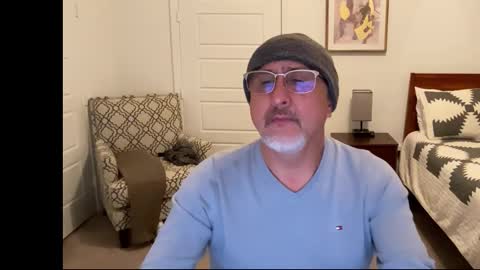 QS - INDEPENDENT MODEL online show from 14, 1, 2026