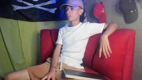 Snapshot of latinskinny_ chatting on 28, 6, 2026 Angel online show from 28, 6, 2026