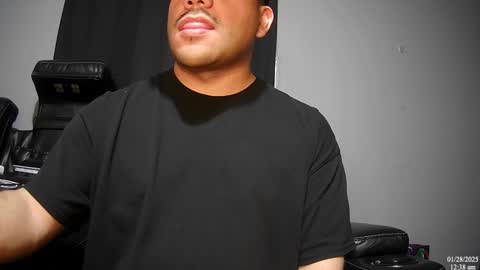 Snapshot of latinstud7 chatting on 28, 1, 2025 Nico online show from 28, 1, 2025
