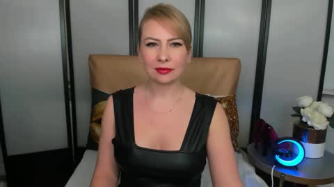 Latoya online show from 12, 2, 2025