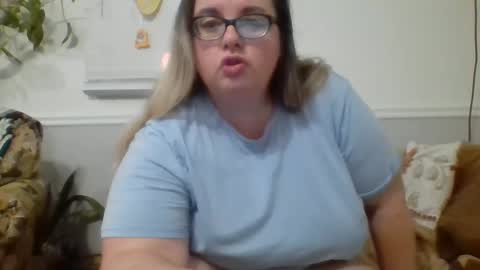 Snapshot of laulauma chatting on 30, 12, 2024 LauLauMa online show from 30, 12, 2024