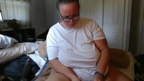 Snapshot of laulauma chatting on 19, 9, 2025 LauLauMa online show from 19, 9, 2025