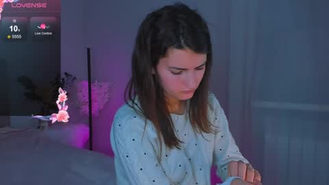 Snapshot of laura__leee chatting on 23, 12, 2024 Laura online show from 23, 12, 2024