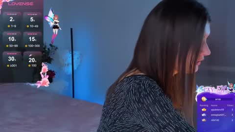Snapshot of laura__leee chatting on 25, 12, 2024 Laura online show from 25, 12, 2024
