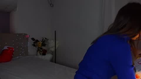Snapshot of laura__leee chatting on 26, 12, 2024 Laura online show from 26, 12, 2024