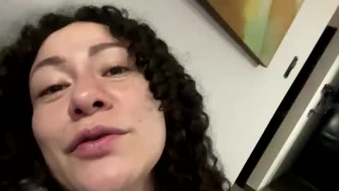 Snapshot of laura_anal_ chatting on 24, 12, 2024 Wen online show from 24, 12, 2024