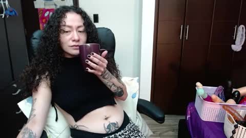 Snapshot of laura_anal_ chatting on 27, 1, 2025 Wen online show from 27, 1, 2025