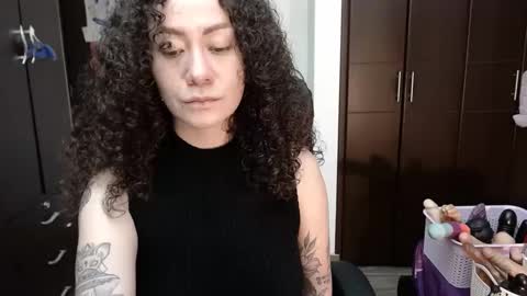 Snapshot of laura_anal_ chatting on 28, 1, 2025 Wen online show from 28, 1, 2025