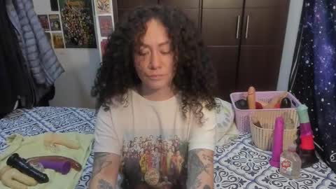 Snapshot of laura_anal_ chatting on 10, 1, 2026 Wen online show from 10, 1, 2026