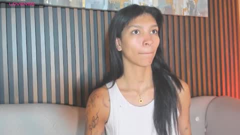 Laura online show from 5, 10, 2025