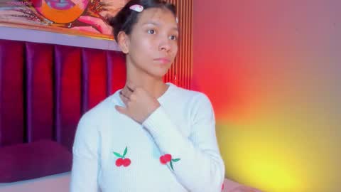 Laura online show from 25, 11, 2025