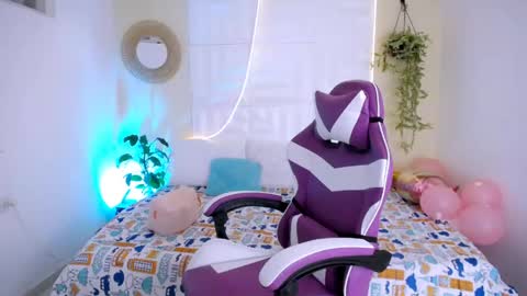 LAURA online show from 2, 5, 2026